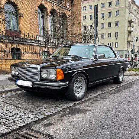 Mercedes-Benz W123 C123