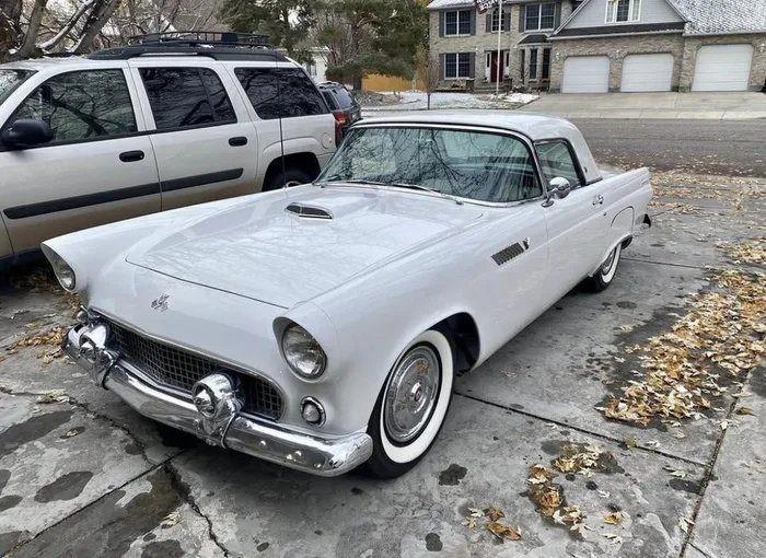 1955 Ford Thunderbird