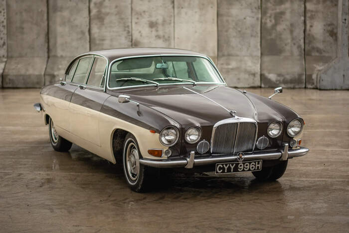 1970 Jaguar 420G