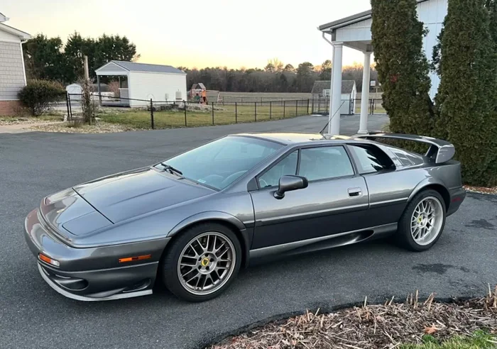 2002 Lotus Esprit V8